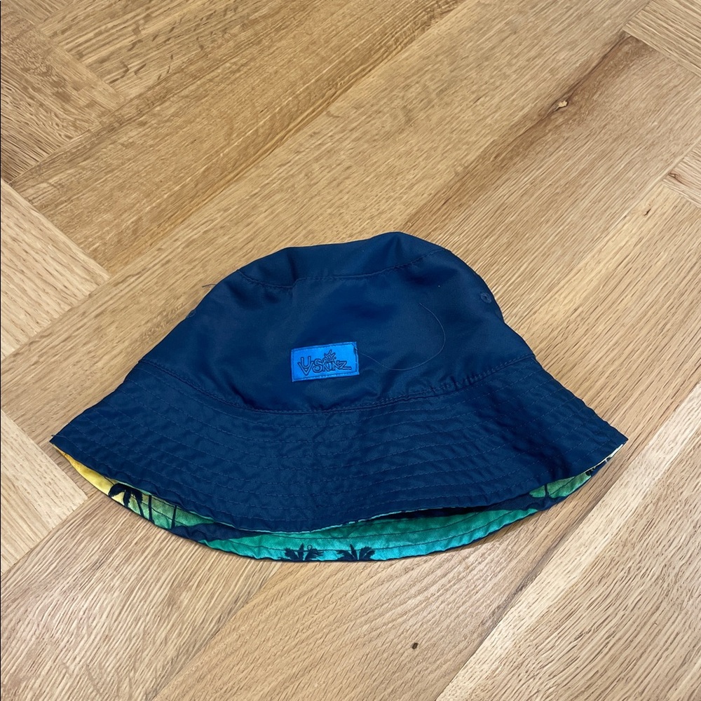 Lot of Three Reversible Swim Bucket Hats - Picture 6 of 8